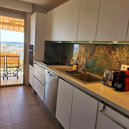 Blue - Floor, Sea View, Pool, Tennis Apartamento *